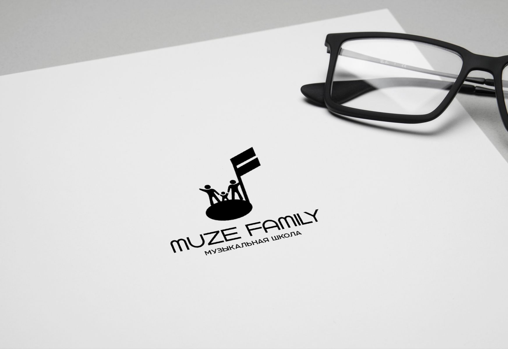 Логотип для Музыкальная школа Muze Family - дизайнер SmolinDenis