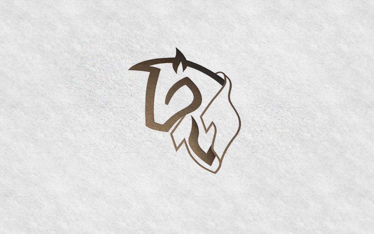Логотип для Конь в пальто - дизайнер Golovinoff