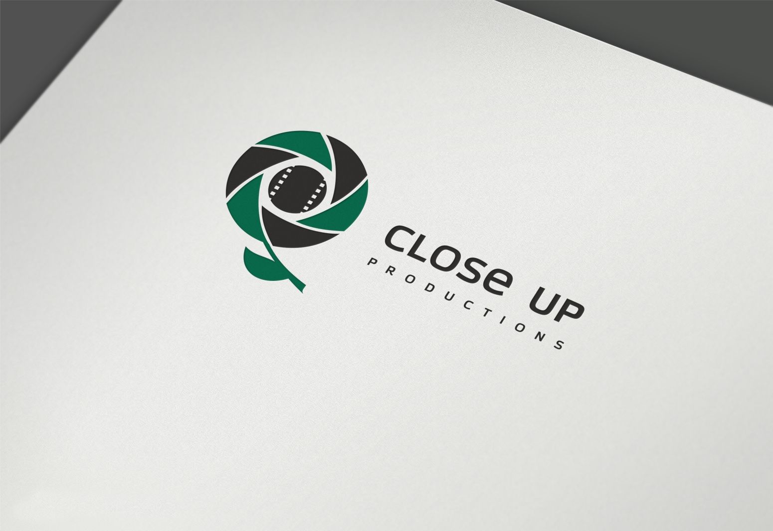 Логотип для Close Up Productions - дизайнер pashashama