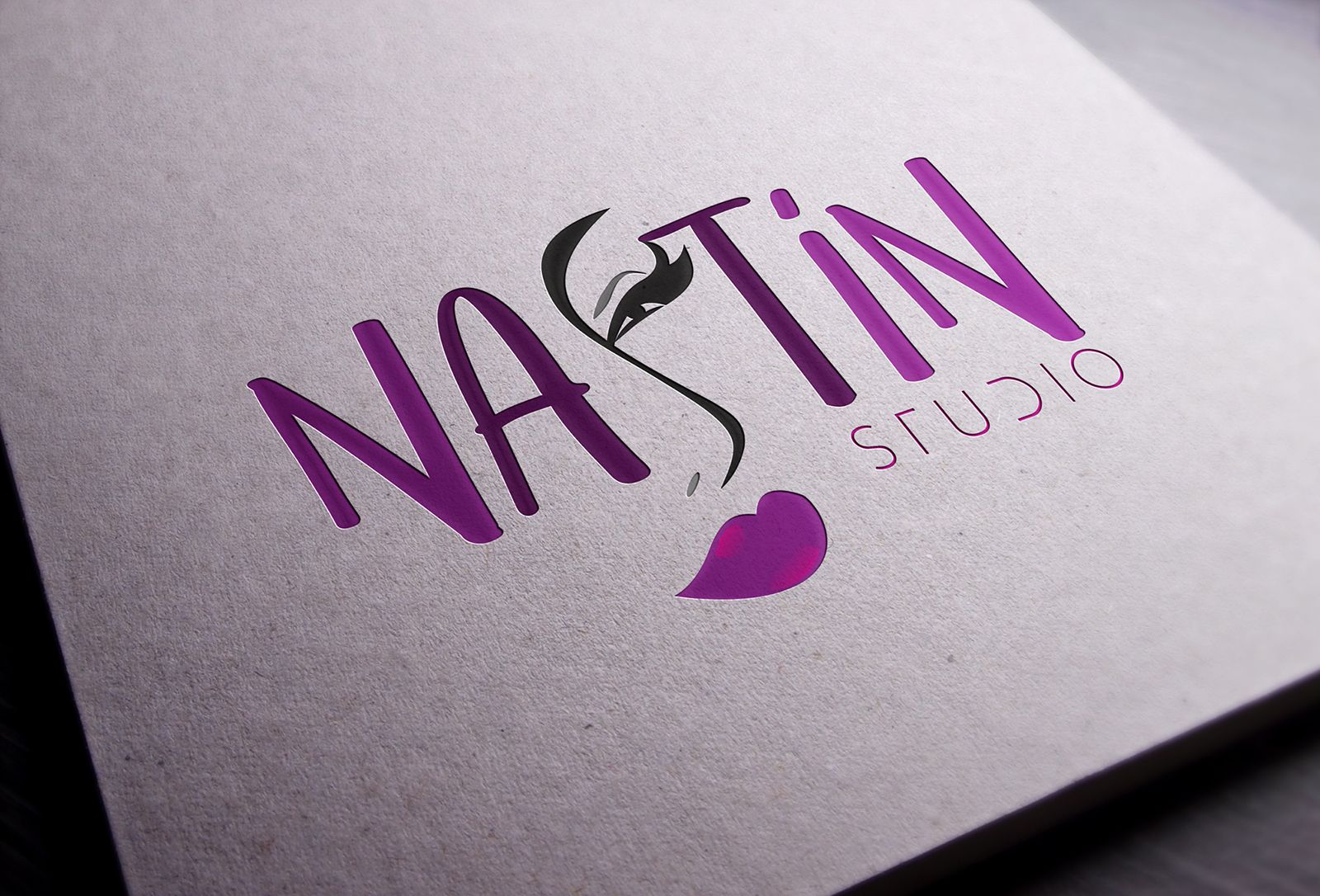 Логотип для Anastasia Baturina Makeup - дизайнер Sedentarywolf