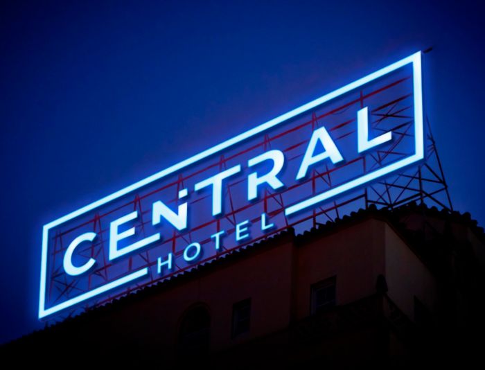Логотип для Гостиница Централь/ Central Hotel - дизайнер serz4868